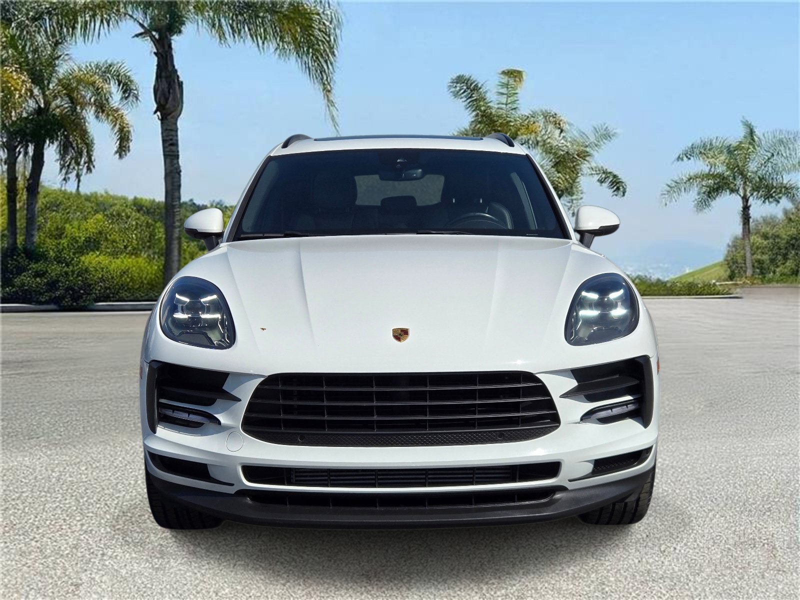 Used 2021 Porsche Macan AWD/4WD image 3