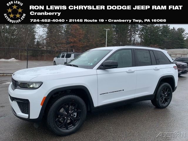 New 2026 Jeep Grand Cherokee Altitude AWD/4WD image 1