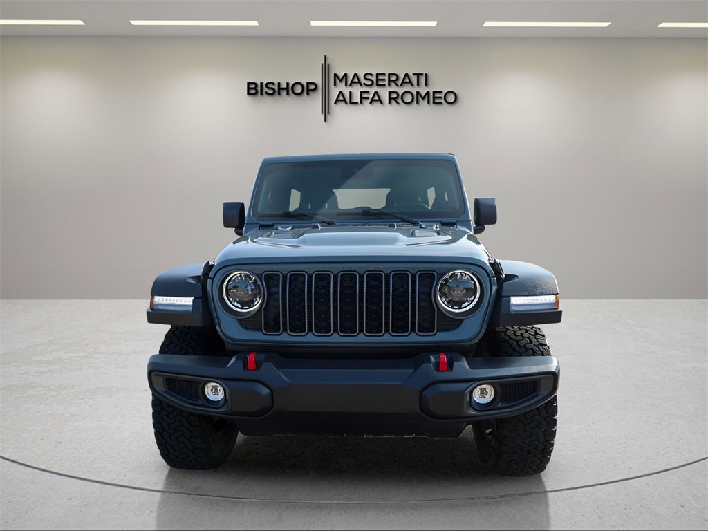Used 2025 Jeep Wrangler Unlimited Rubicon image 2