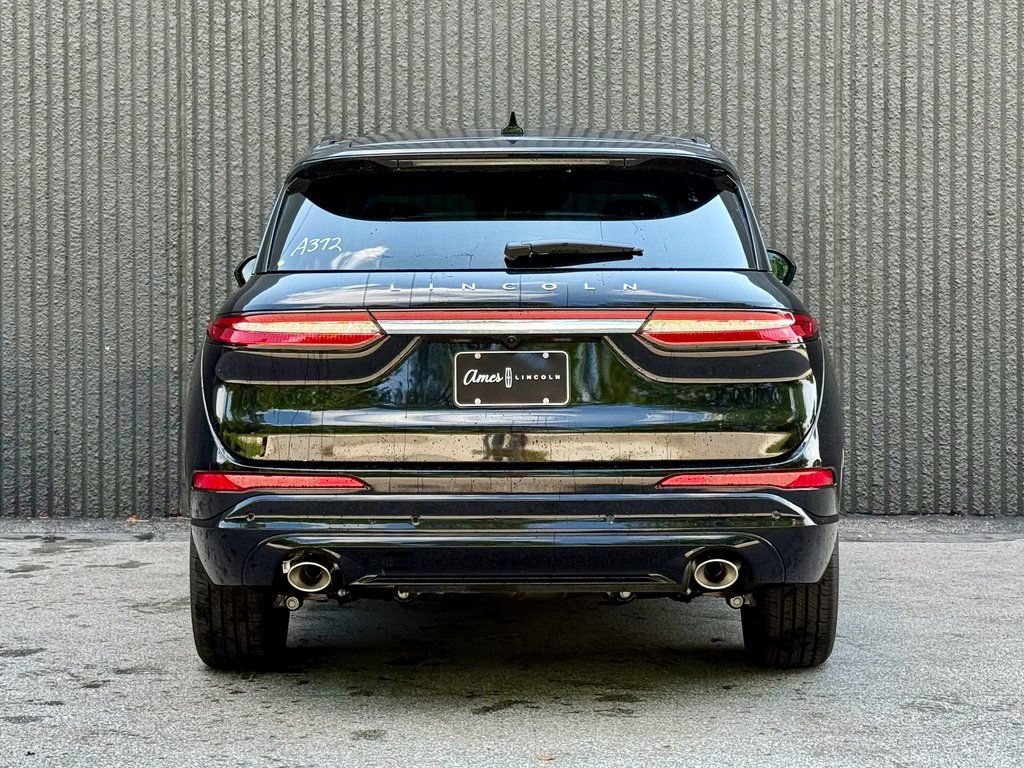 New 2025 Lincoln Corsair Grand Touring AWD/4WD image 4