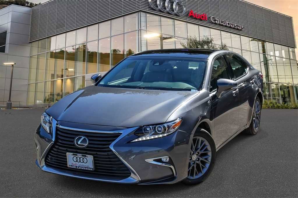 Used 2018 Lexus ES 350 w/ Navigation System Package