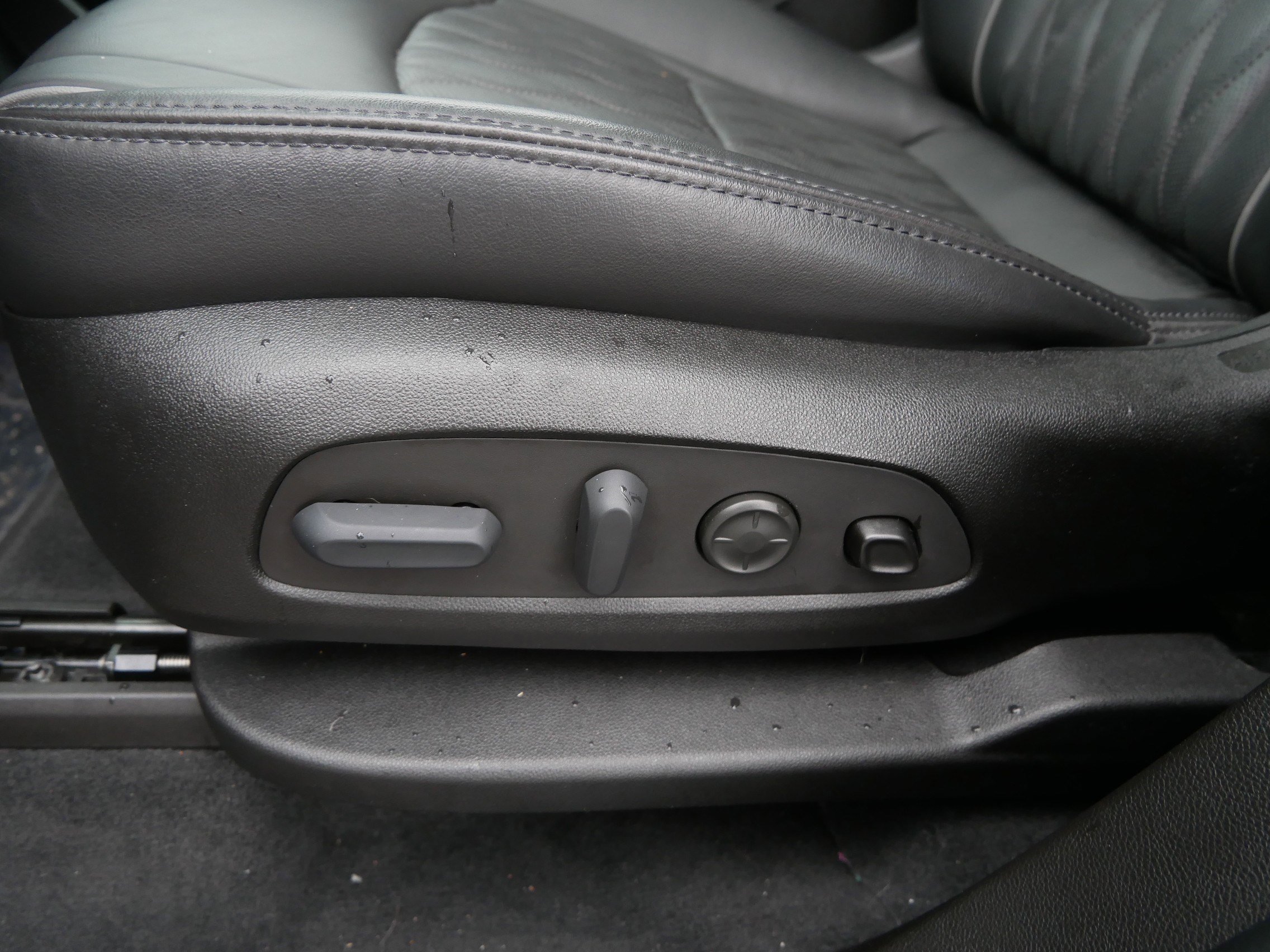 Used 2023 Buick Enclave Avenir w/ Avenir Technology Package image 25