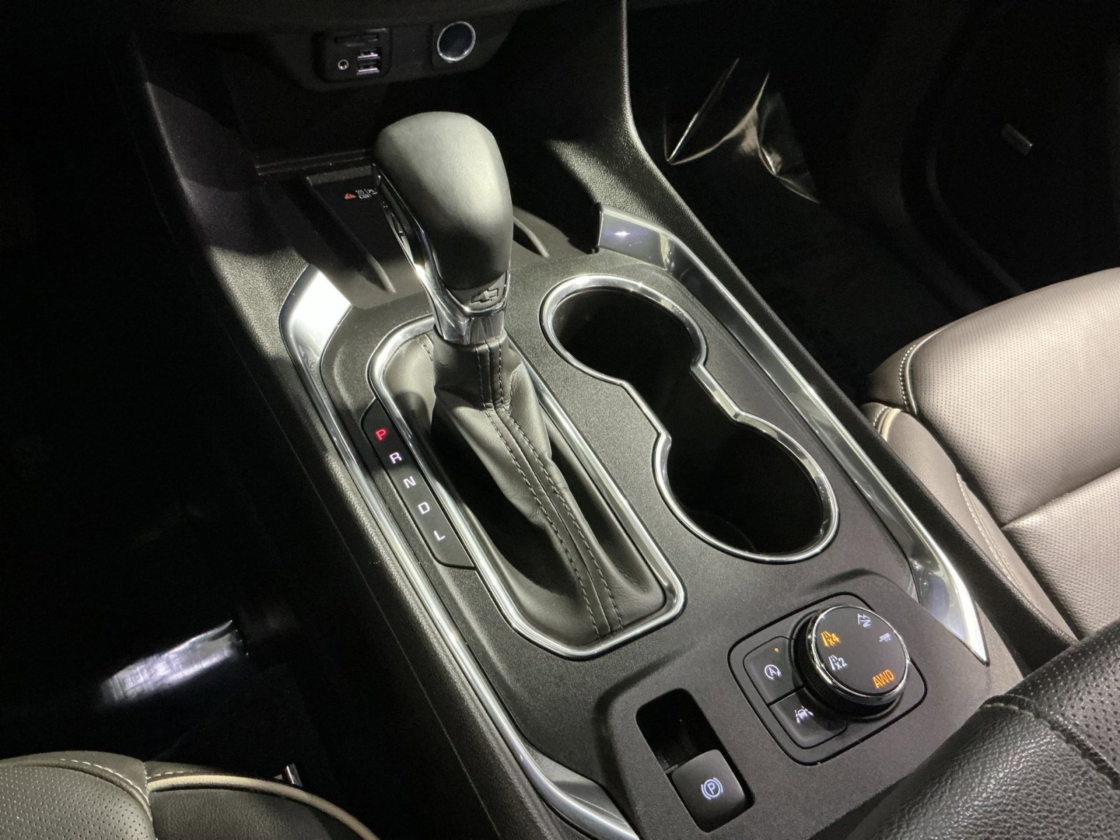 Used 2023 Chevrolet Traverse Premier image 30