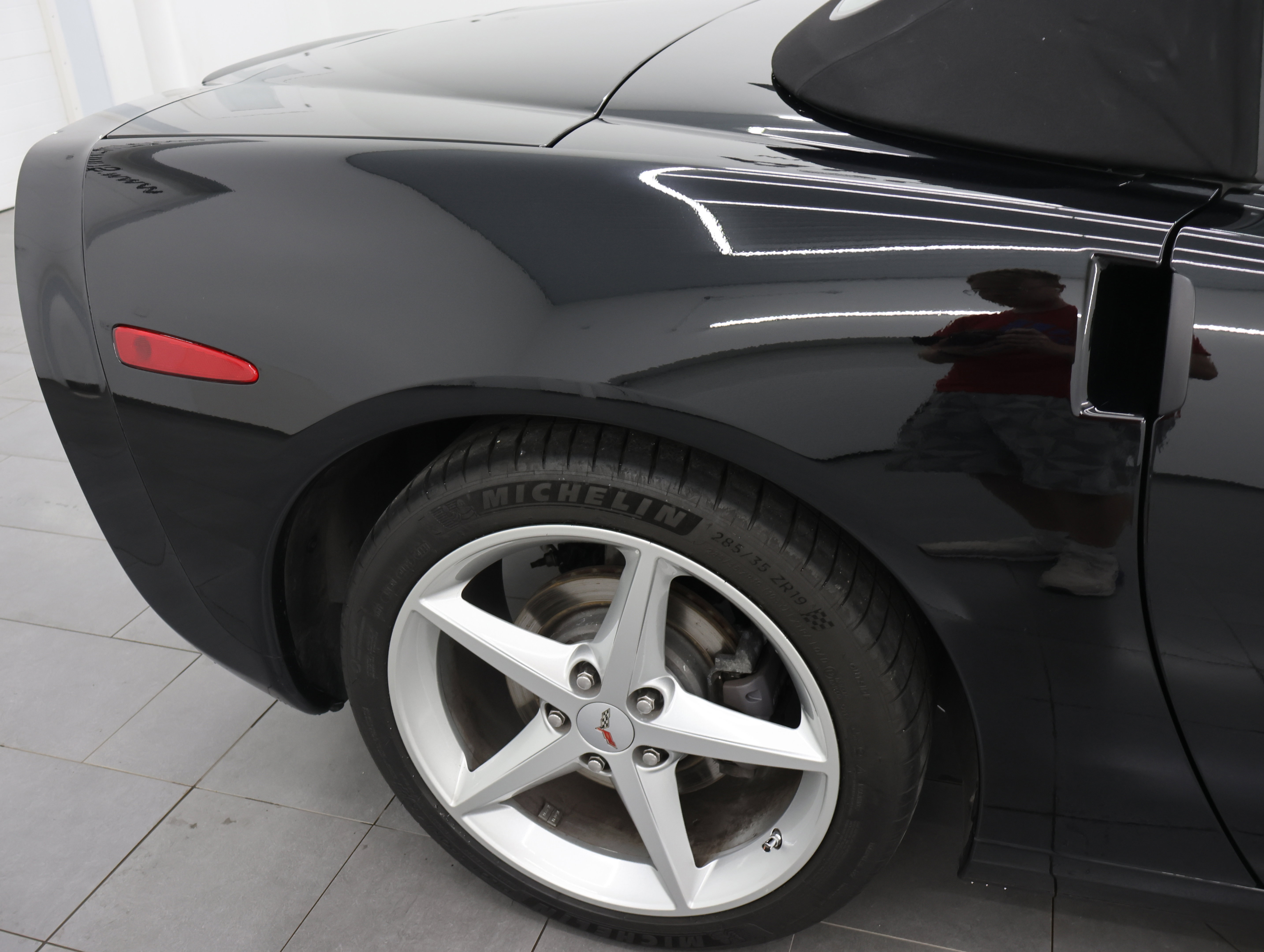 Used 2011 Chevrolet Corvette Convertible w/ Preferred Equipment Group RWD image 22