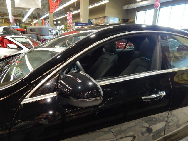 Used 2025 Mercedes-Benz CLA 250 4MATIC image 11