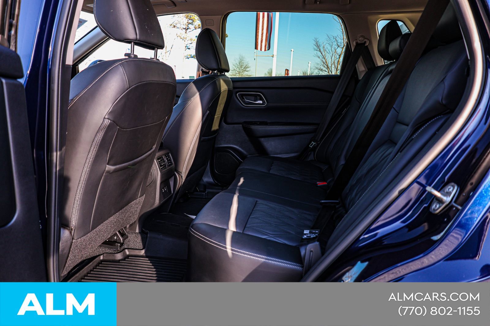 Used 2025 Nissan Rogue Platinum FWD image 19