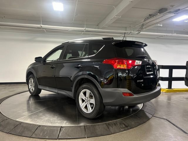 Used 2015 Toyota RAV4 XLE AWD/4WD image 15
