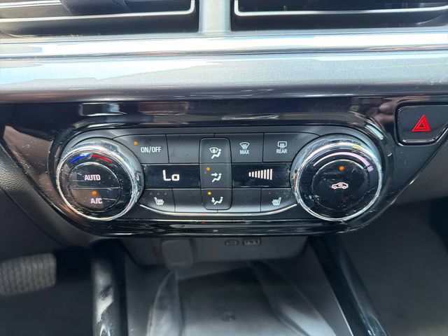Used 2025 Chevrolet Trax ACTIV w/ Sunroof Package FWD image 15