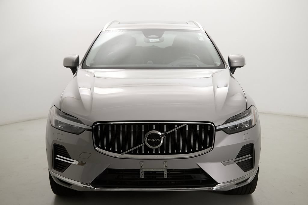 Certified 2023 Volvo XC60 T8 Ultimate w/ Climate Package AWD/4WD image 5