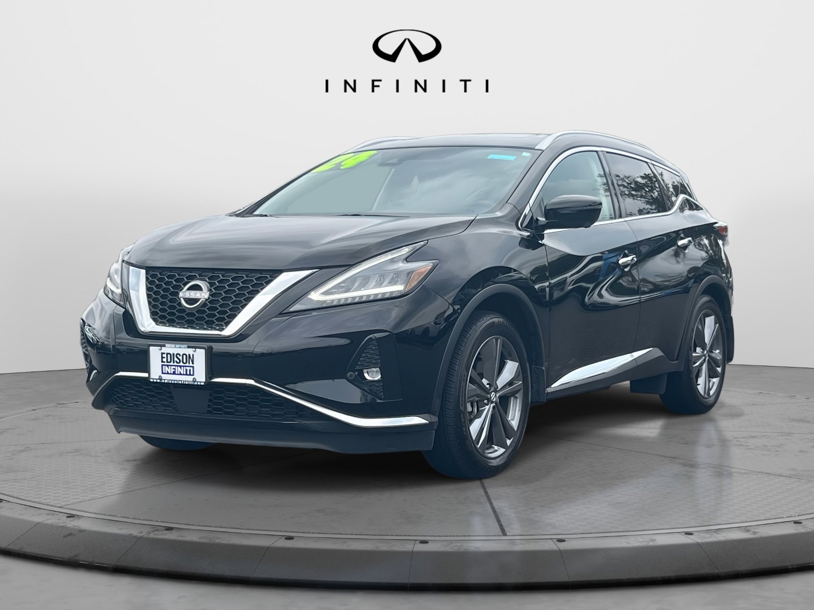 Used 2024 Nissan Murano Platinum w/ Cargo Package image 2