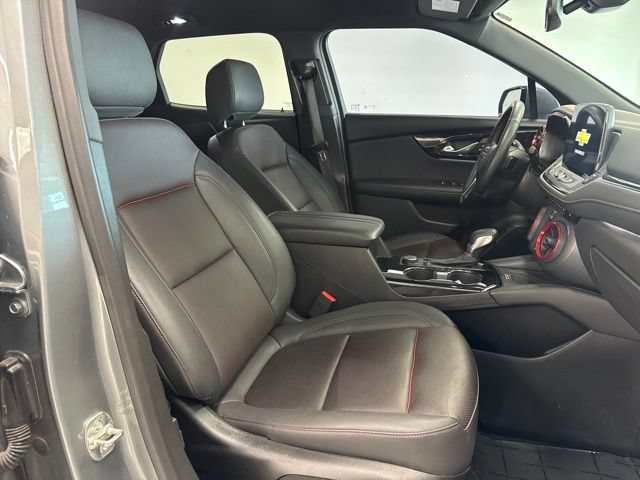 Used 2025 Chevrolet Blazer RS FWD image 27