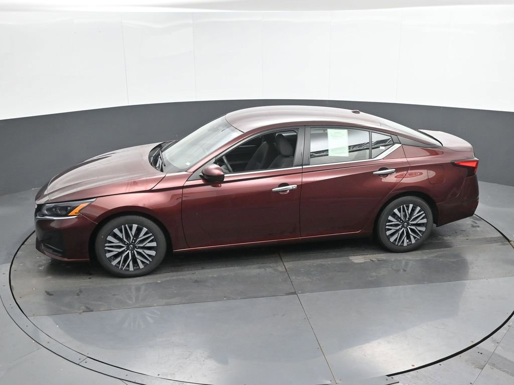 Used 2023 Nissan Altima 2.5 SV image 41