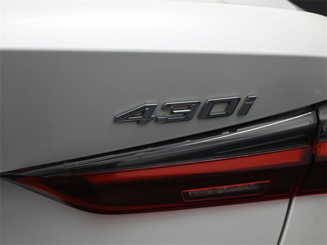 Used 2022 BMW 430i Convertible w/ Premium Package image 14