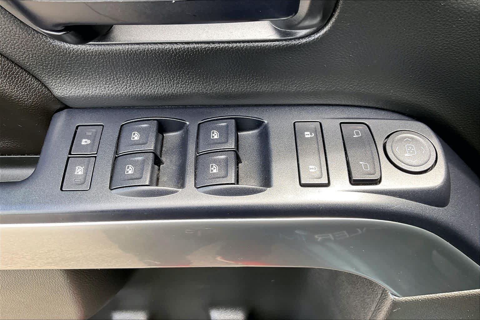 Used 2015 Chevrolet Silverado 1500 LT w/ LT Convenience Package RWD image 30
