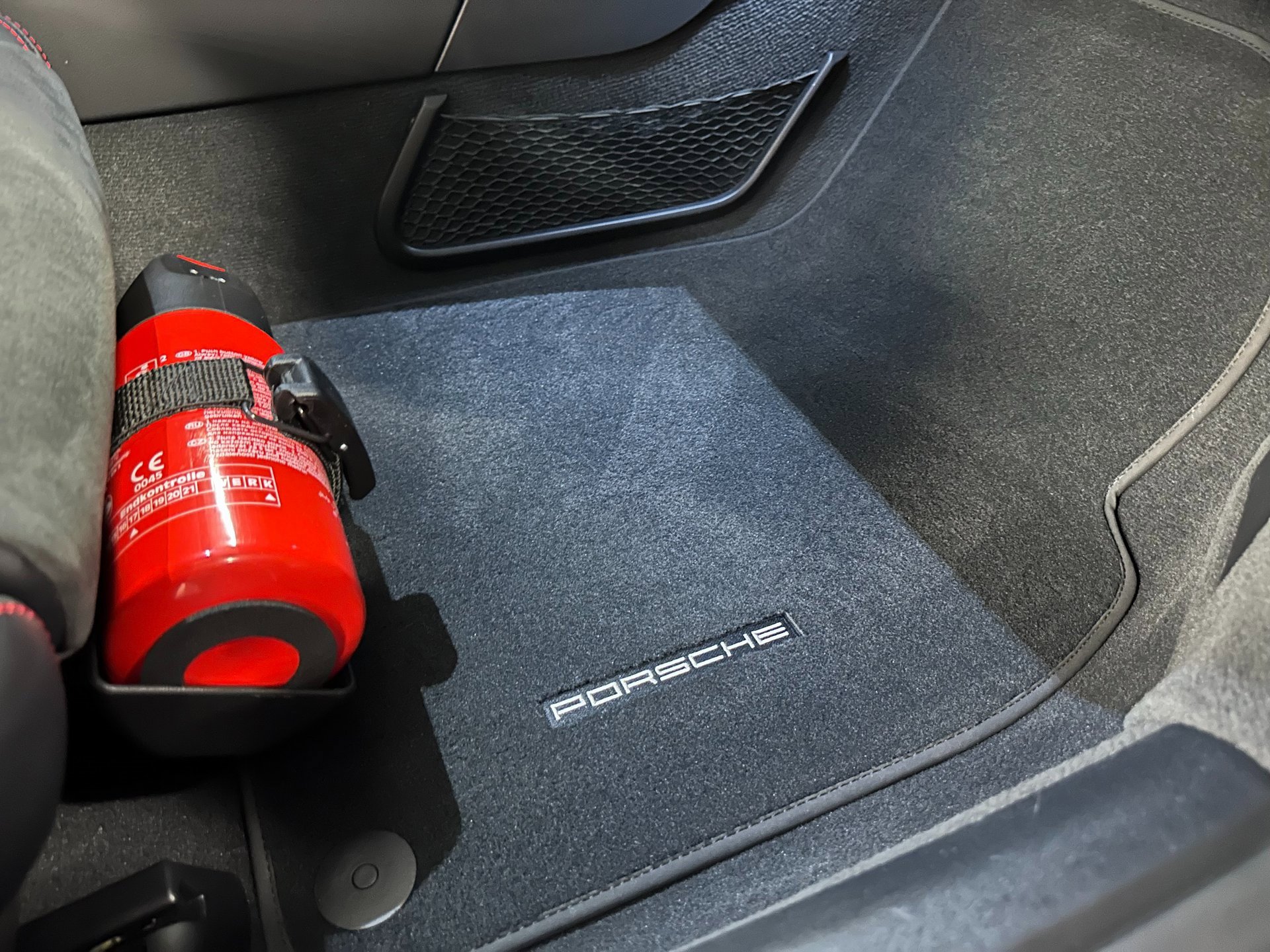 Used 2018 Porsche 911 GT3 image 58