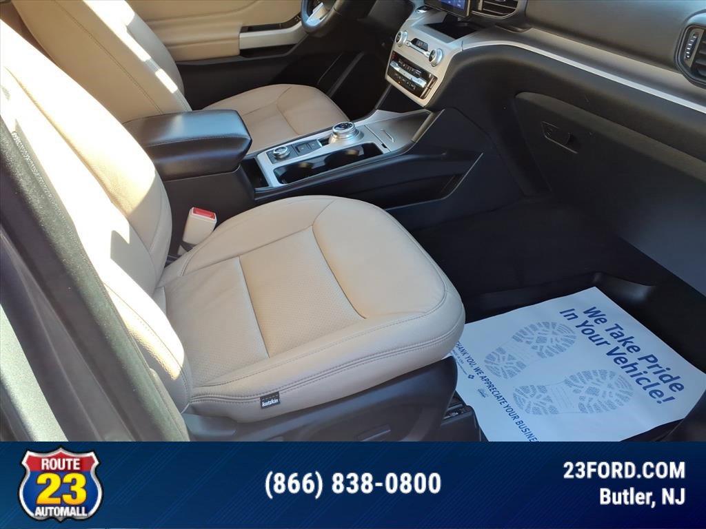 Certified 2022 Ford Explorer XLT image 10