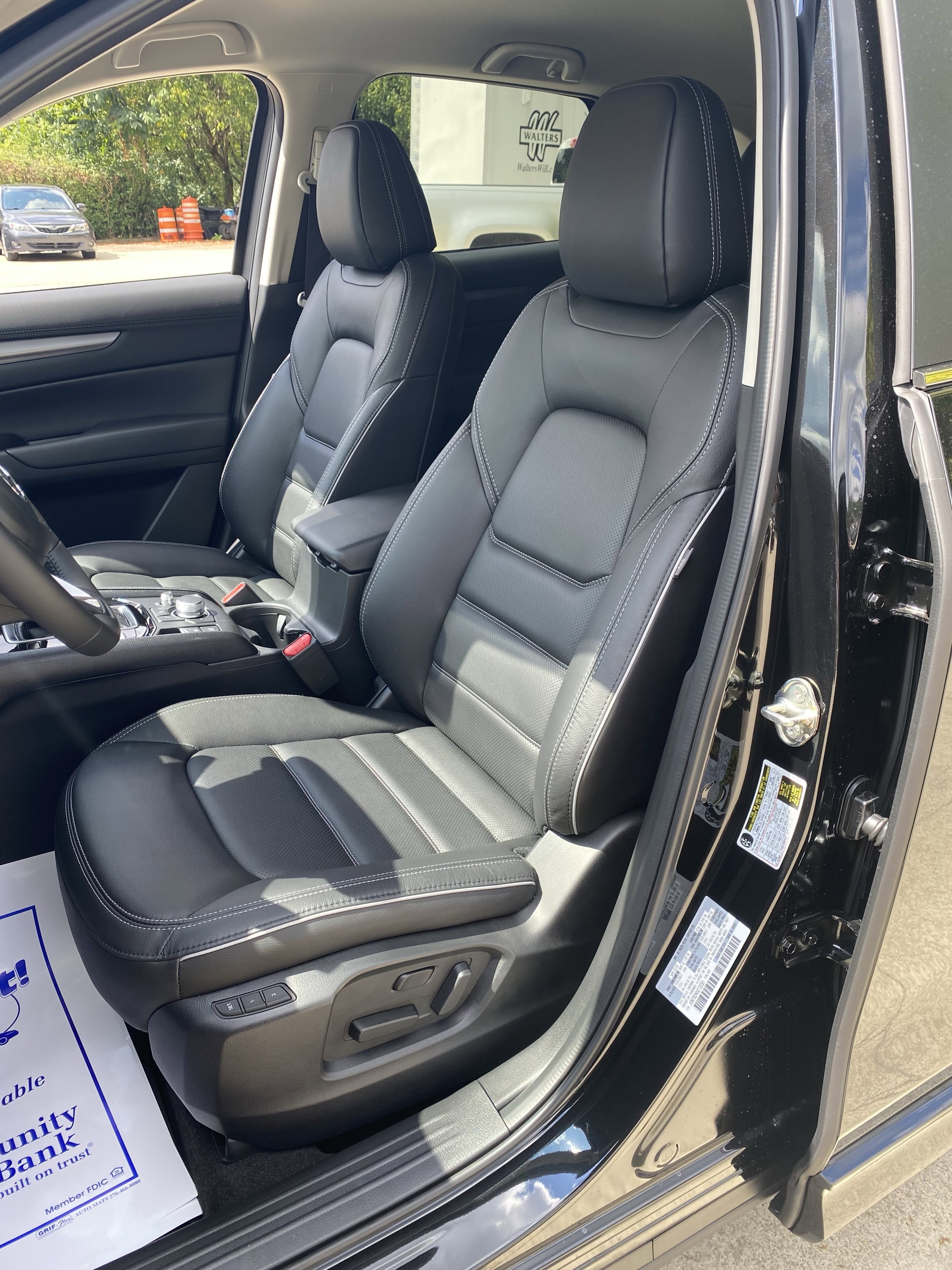 New 2025 MAZDA CX-5 AWD 2.5 S w/ Preferred Package image 4