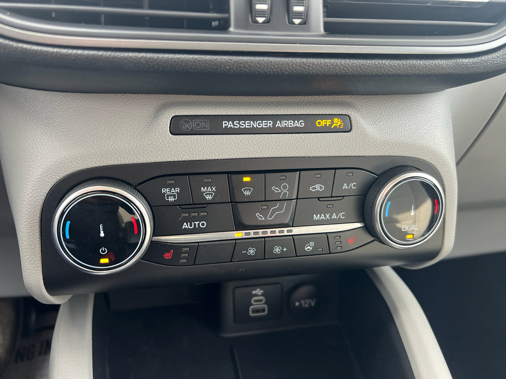 Used 2025 Ford Escape Active w/ Cold Weather Package image 12