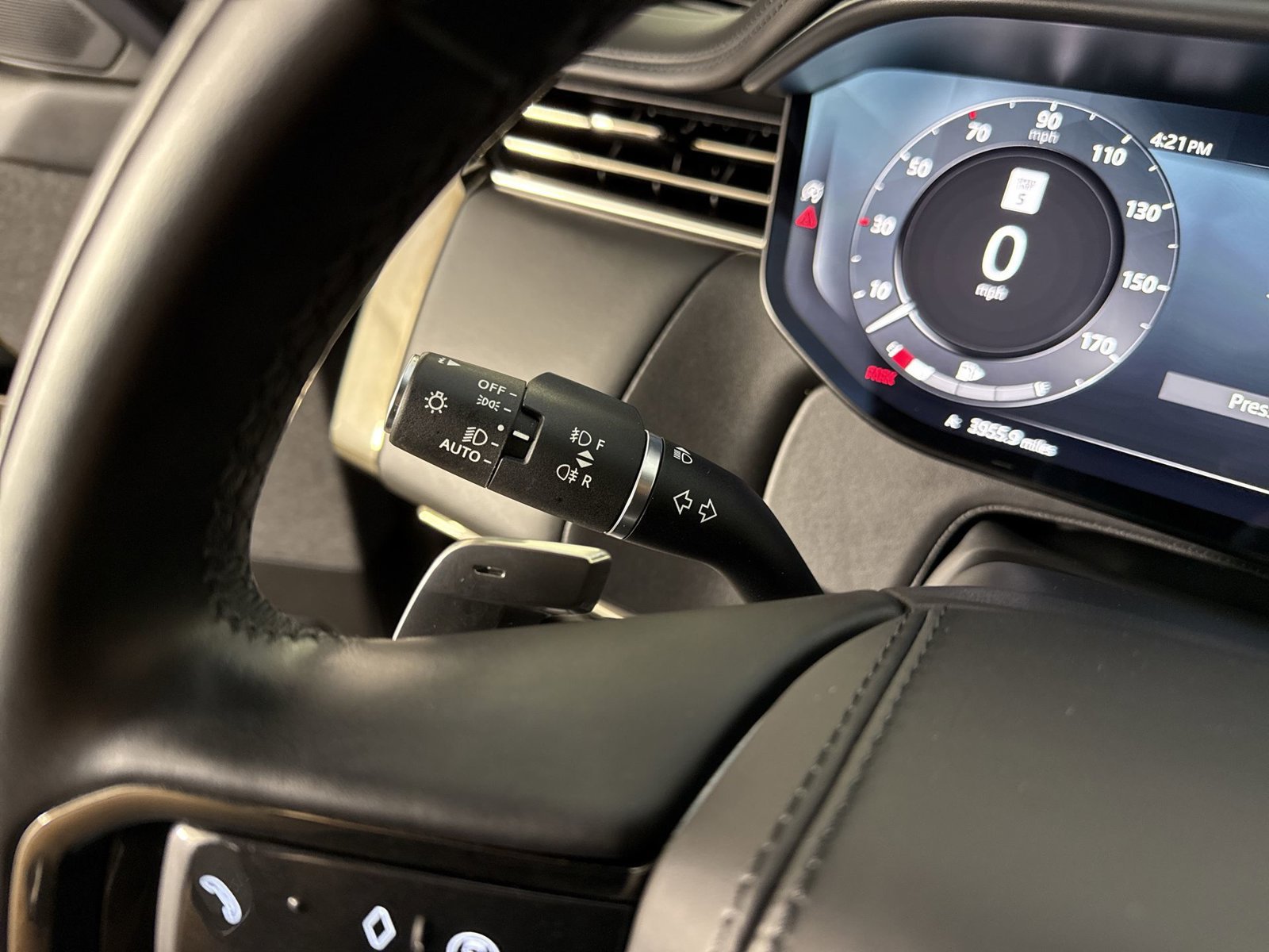 Used 2025 Land Rover Range Rover Sport Autobiography AWD/4WD image 15