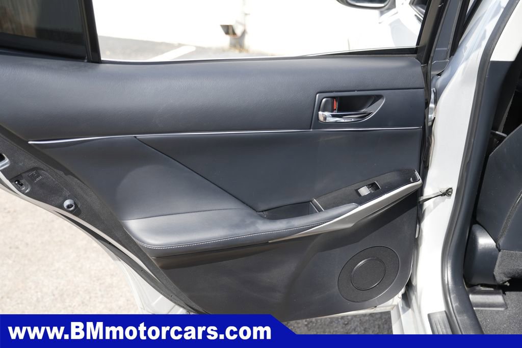 Used 2015 Lexus IS 250 image 25