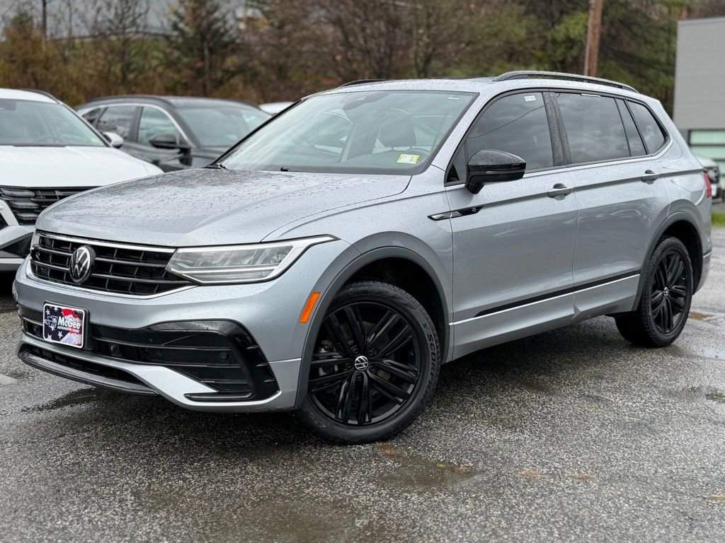 Used 2022 Volkswagen Tiguan SE R-Line
