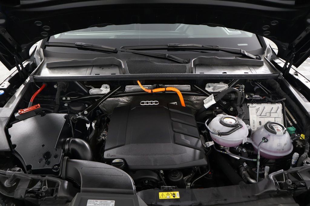 Used 2024 Audi Q5 e Premium image 15