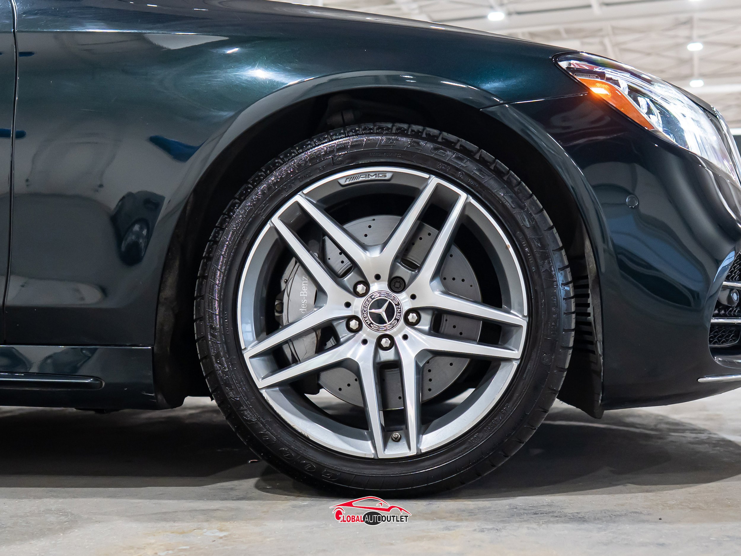 Used 2018 Mercedes-Benz S 560 4MATIC Sedan image 9