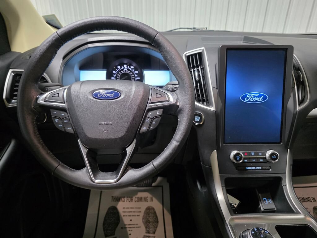 Used 2024 Ford Edge SEL w/ Convenience Package AWD/4WD image 8