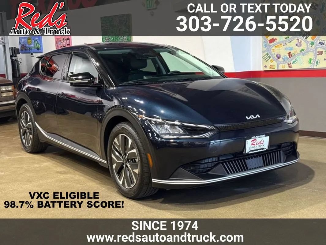 Used 2024 Kia EV6 Light AWD/4WD image 1