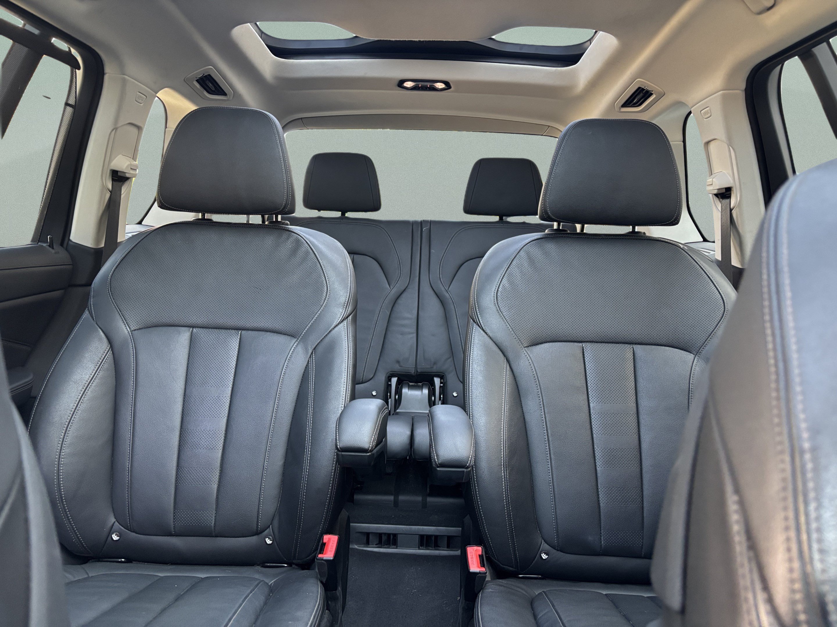 Used 2019 BMW X7 xDrive50i w/ Premium Package AWD/4WD image 26