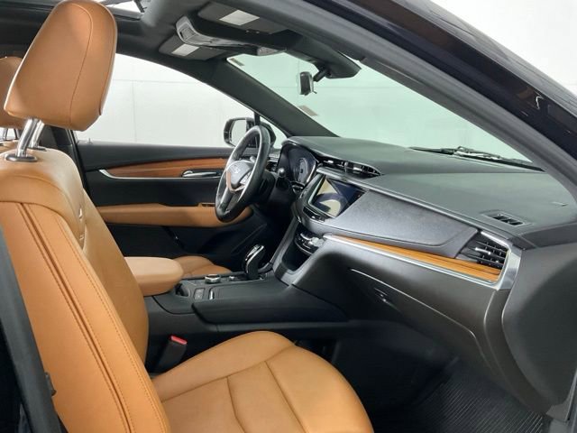 Used 2022 Cadillac XT5 Premium Luxury w/ Technology Package image 28