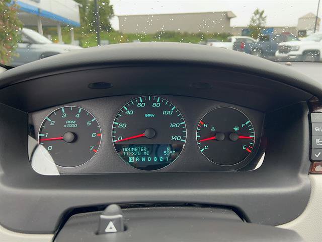 Used 2011 Chevrolet Impala LT w/ Luxury Edition Package FWD image 17