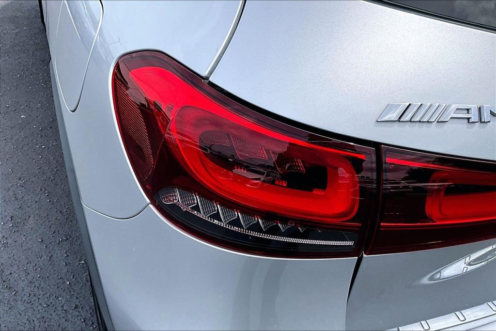 Used 2023 Mercedes-Benz GLA 35 AMG 4MATIC image 21