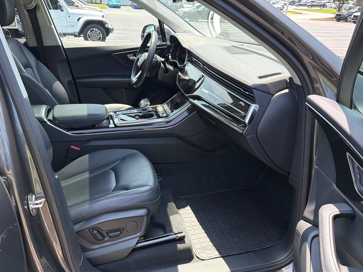 Used 2024 Audi Q7 2.0T Premium Plus AWD/4WD image 13
