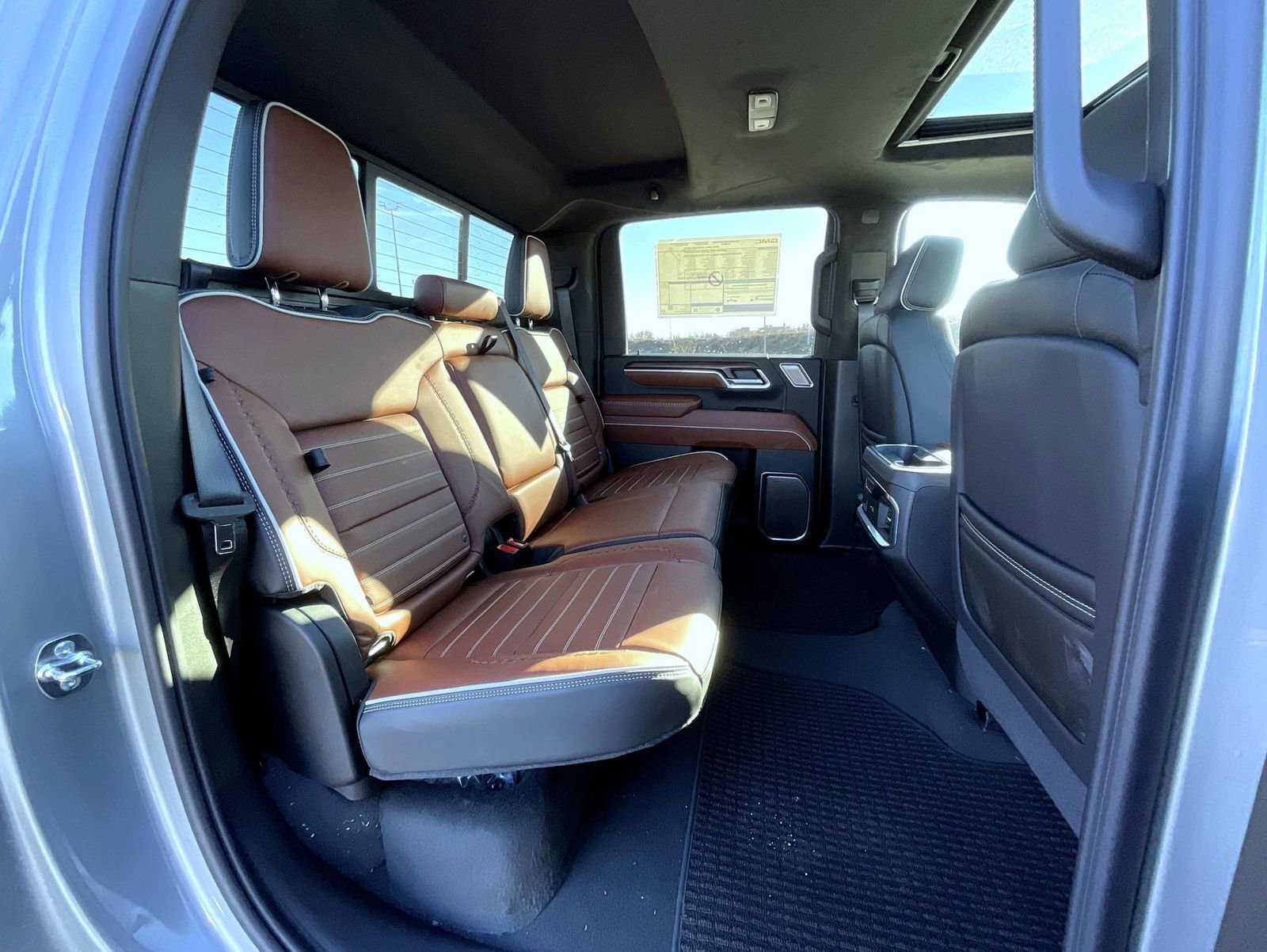 New 2026 GMC Sierra 2500 Denali Ultimate w/ Max Trailering Package image 18