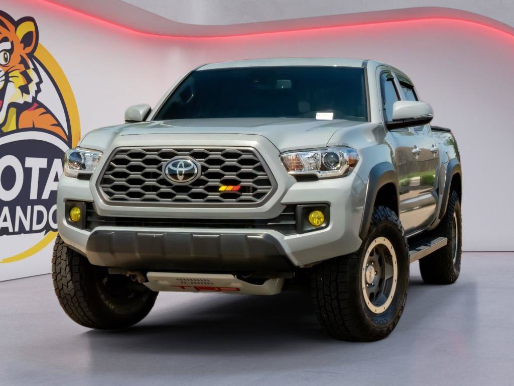 Used 2019 Toyota Tacoma TRD Off-Road AWD/4WD image 1