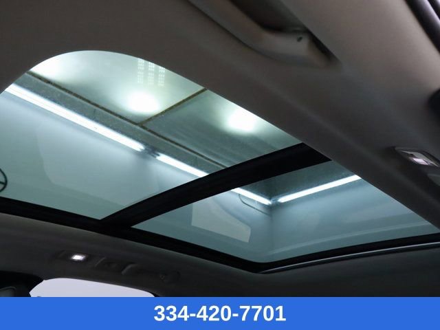 New 2025 Volvo XC60 B5 Plus w/ Protection Package Premier image 6