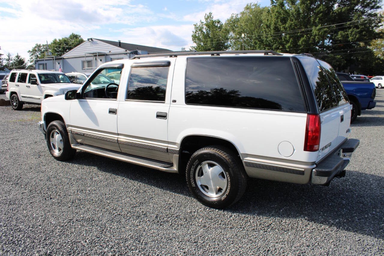 Used 1999 GMC Suburban 4WD w/ Marketing Opt Pkg 3 image 15