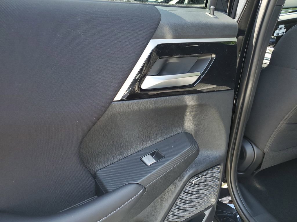 New 2026 Mitsubishi Outlander ES image 11