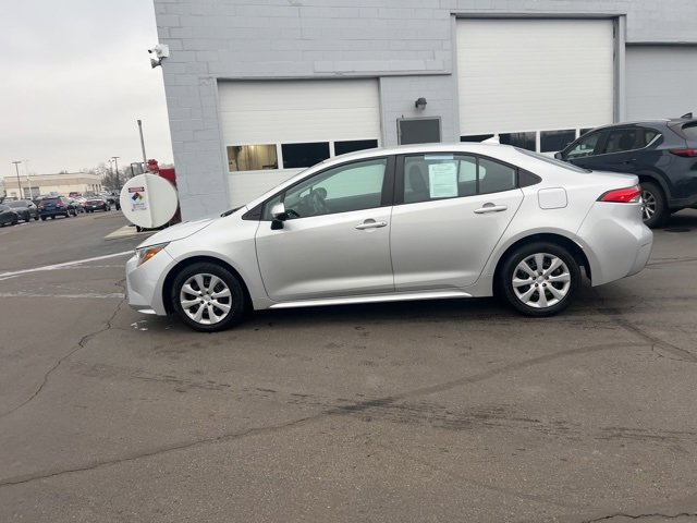 Used 2024 Toyota Corolla LE image 16