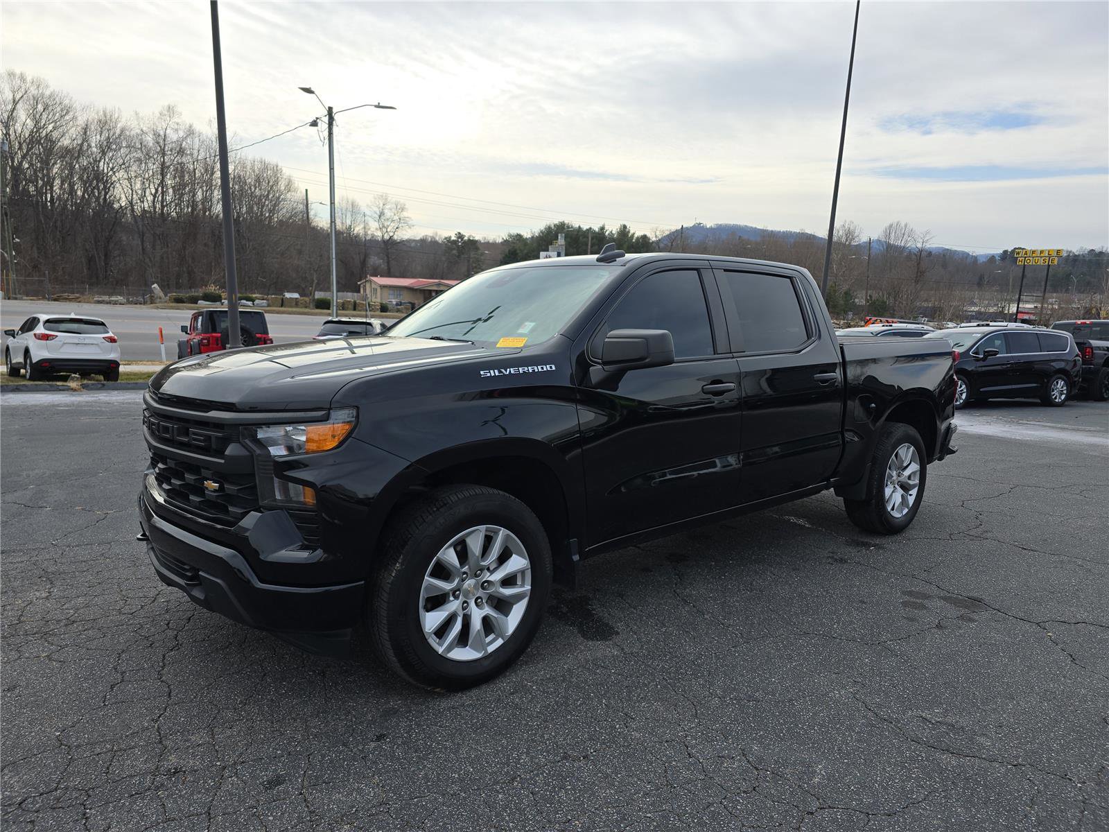 Used 2022 Chevrolet Silverado 1500 Custom image 7
