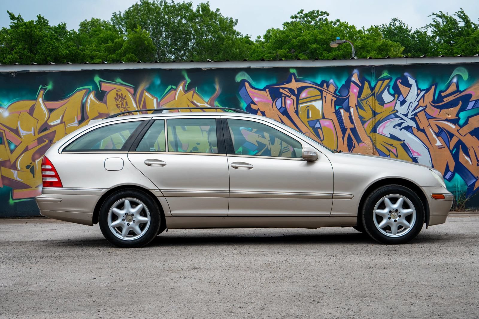 Used 2002 Mercedes-Benz C 320 Wagon image 2