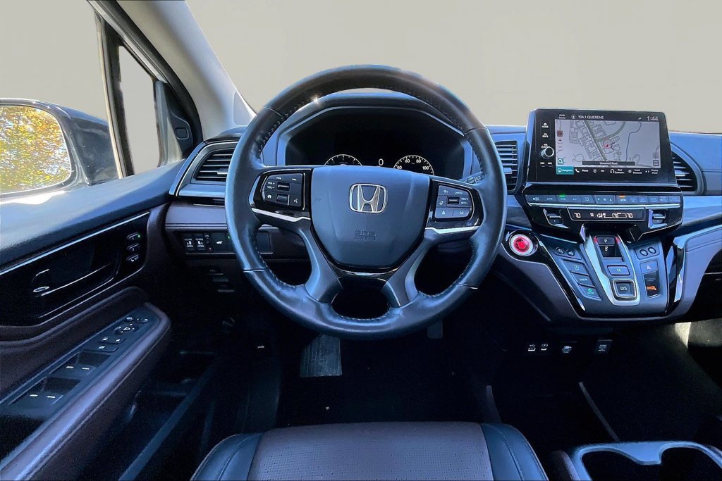 Used 2025 Honda Odyssey Elite image 9