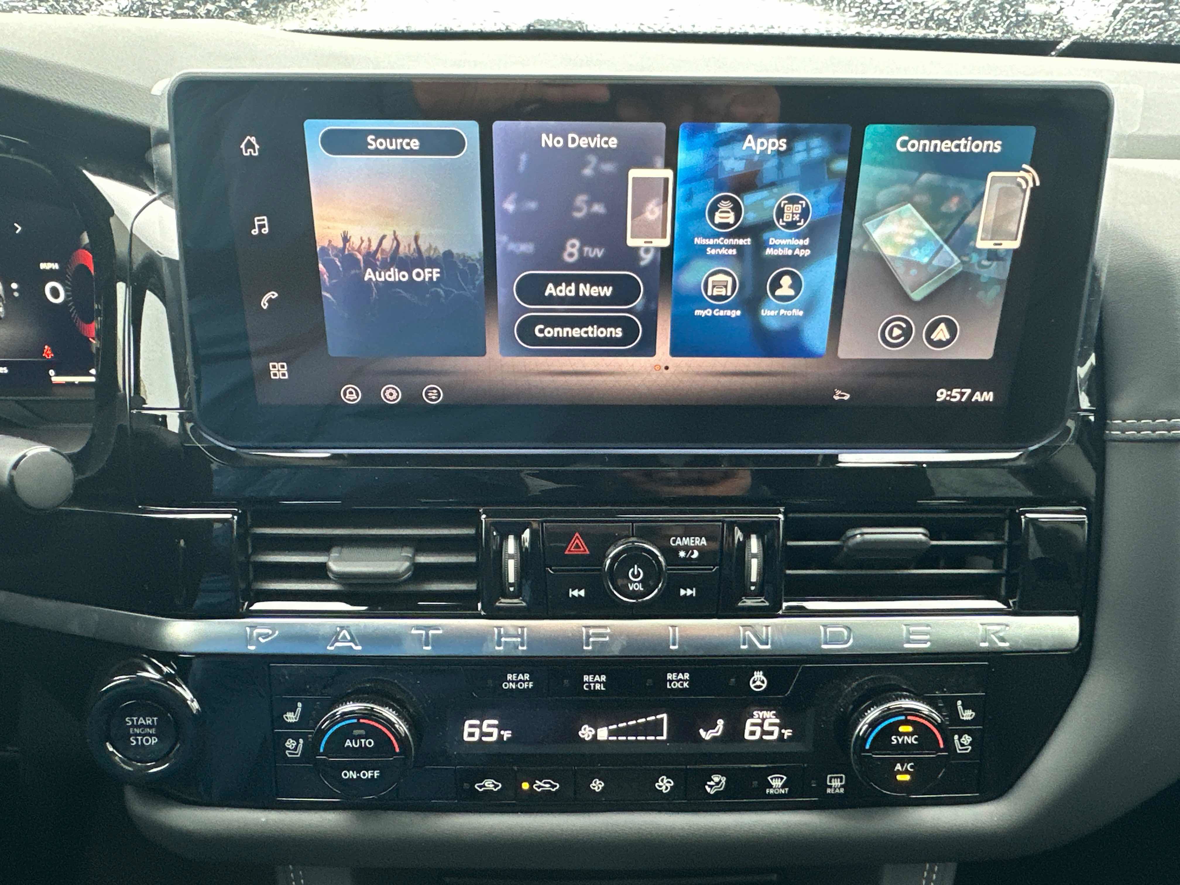 New 2026 Nissan Pathfinder Platinum AWD/4WD image 31