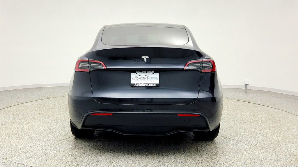 Used 2025 Tesla Model Y Long Range image 6