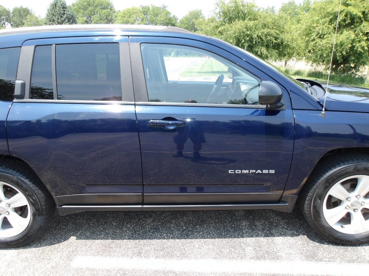 Used 2016 Jeep Compass Sport w/ Power Value Group image 28