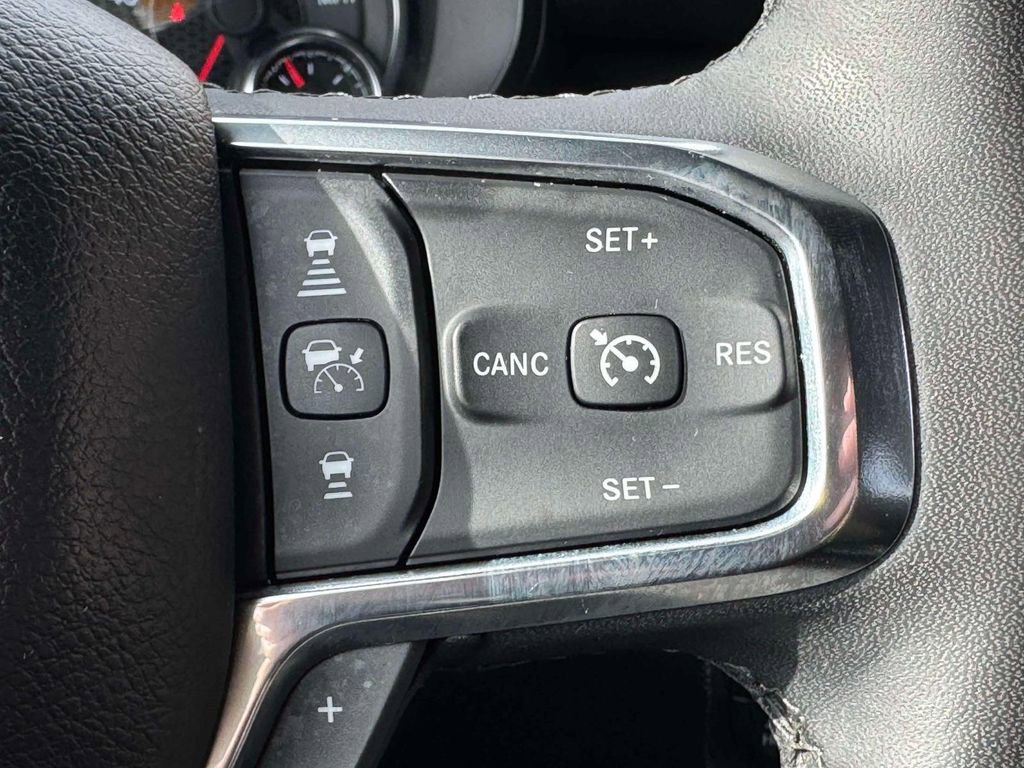 Used 2025 RAM 1500 Laramie AWD/4WD image 23