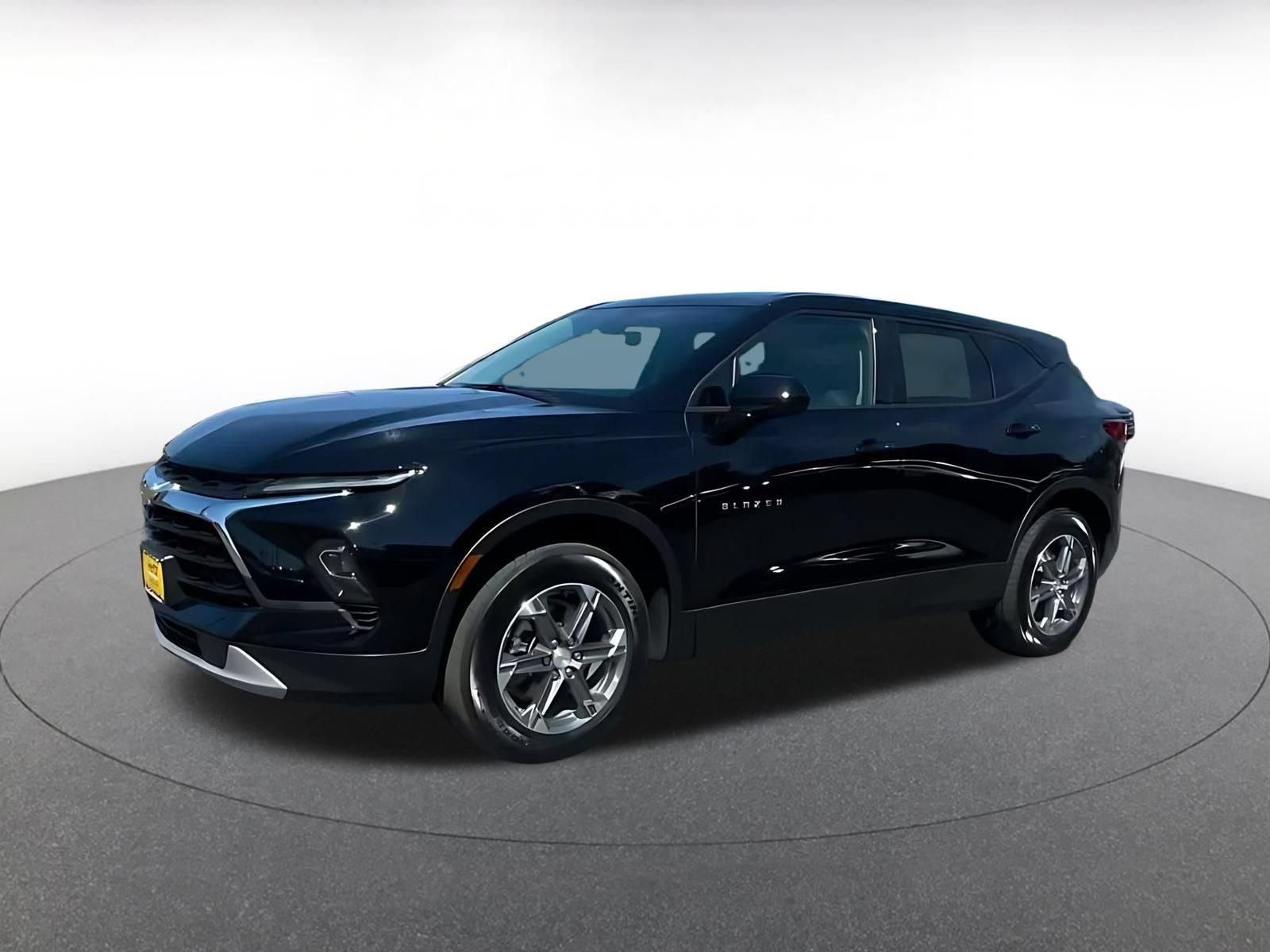 Used 2025 Chevrolet Blazer LT FWD image 7