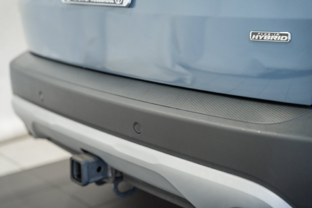 Used 2024 Ford Escape SE w/ PHEV Premium Package FWD image 6
