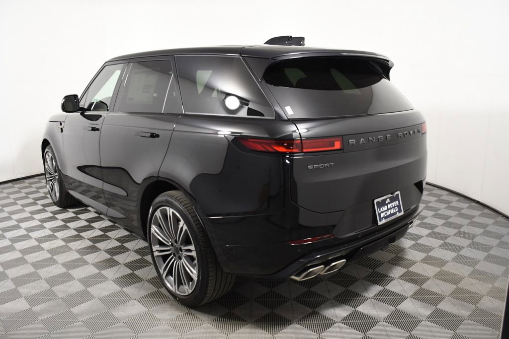 New 2026 Land Rover Range Rover Sport Dynamic SE AWD/4WD image 4